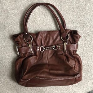 B makowsky leather shoulder bag